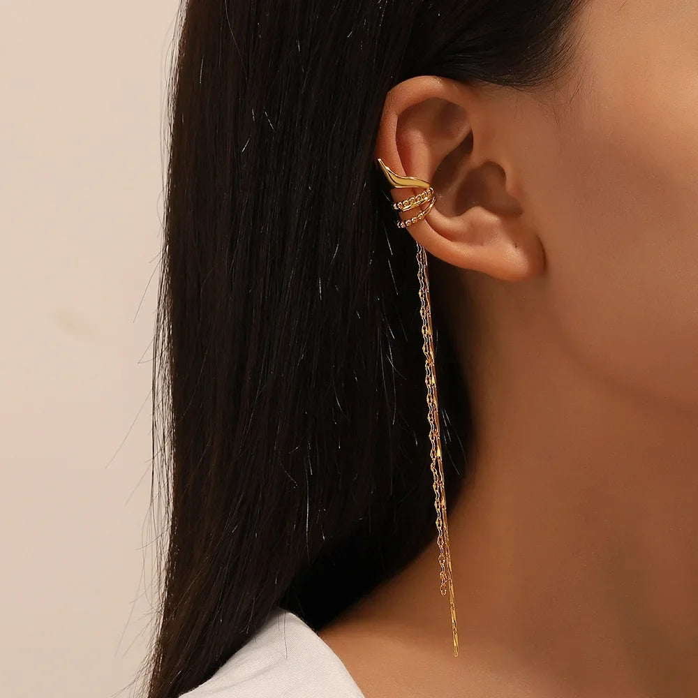 Pendiente Ear Cuff con Cadena